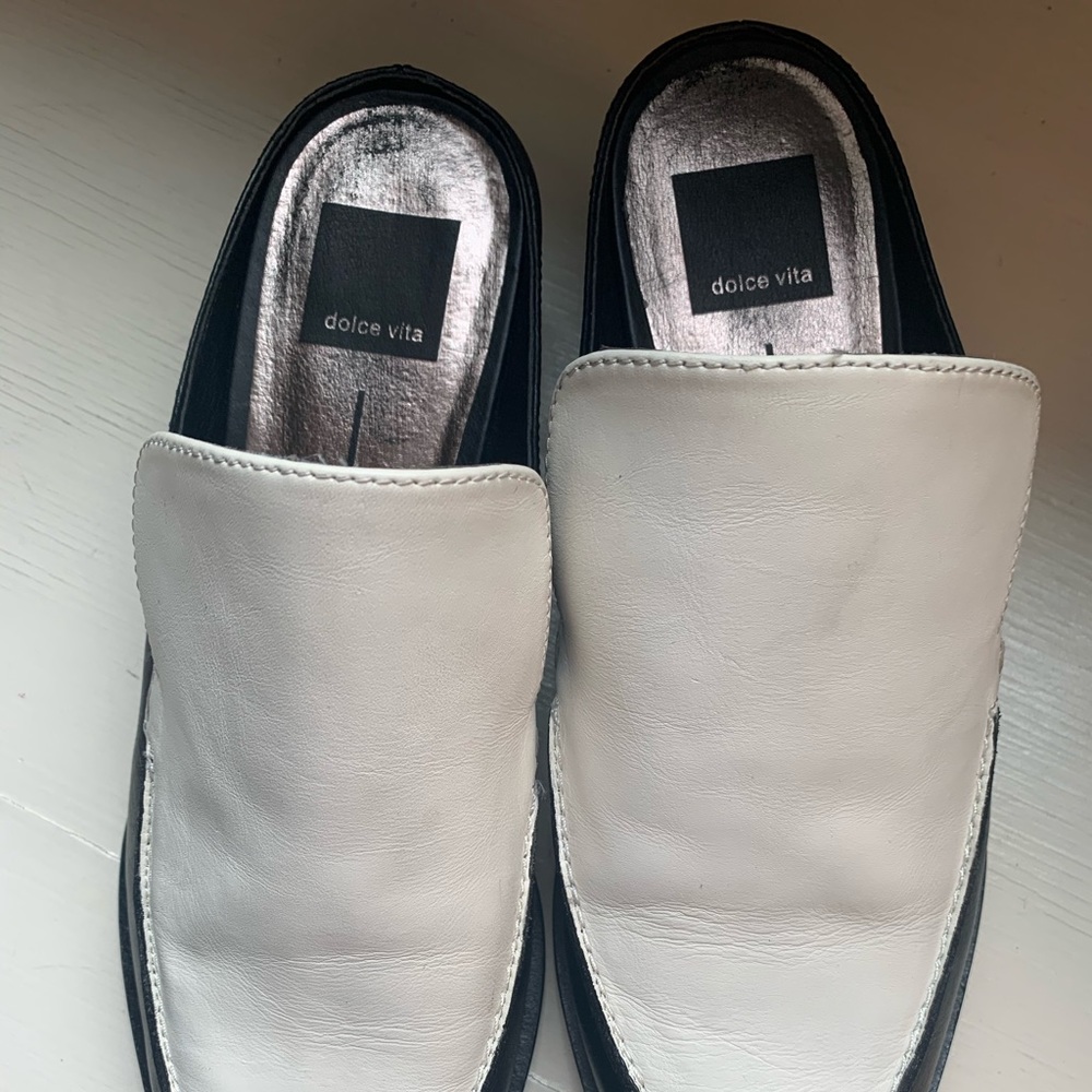 Dolce Vita mules
